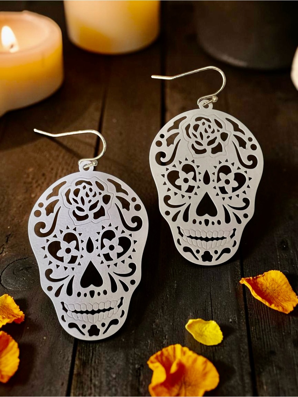 Sugar Skull Earrings ~ Day of the Dead ~ Día de Los Muertos ~ White Metal Dangle